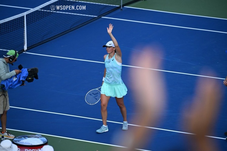 的首站选在 的首站选在