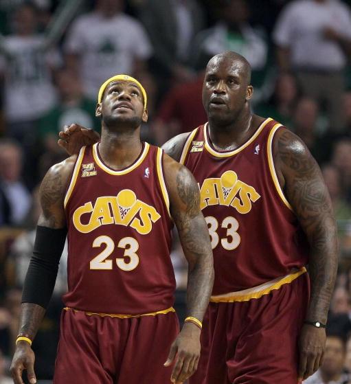 其背后真实 其背后真实