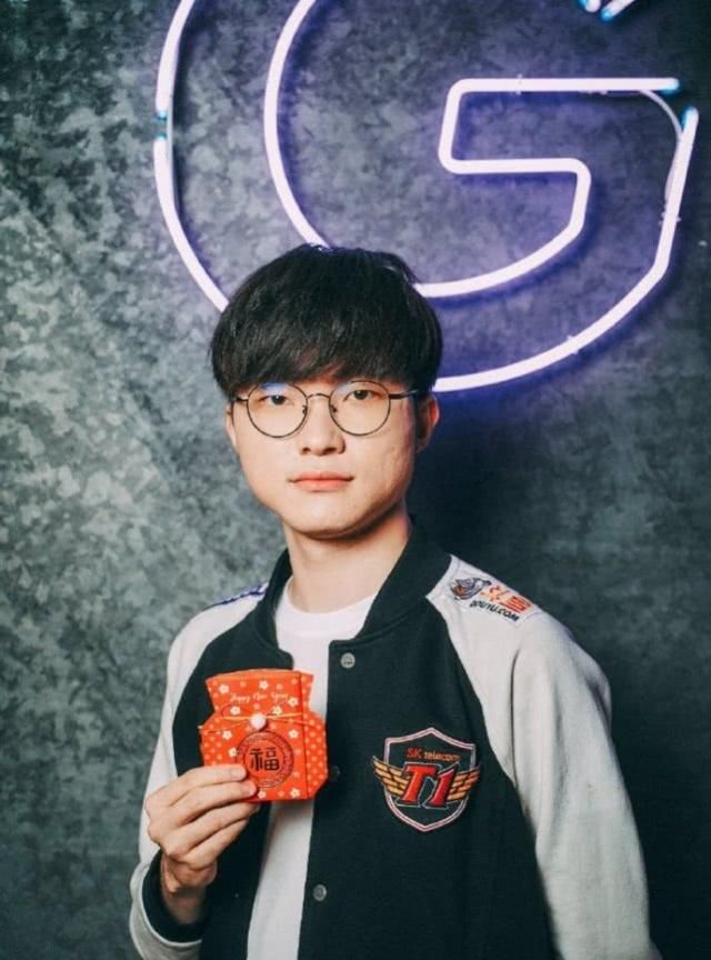 塞尔的持球